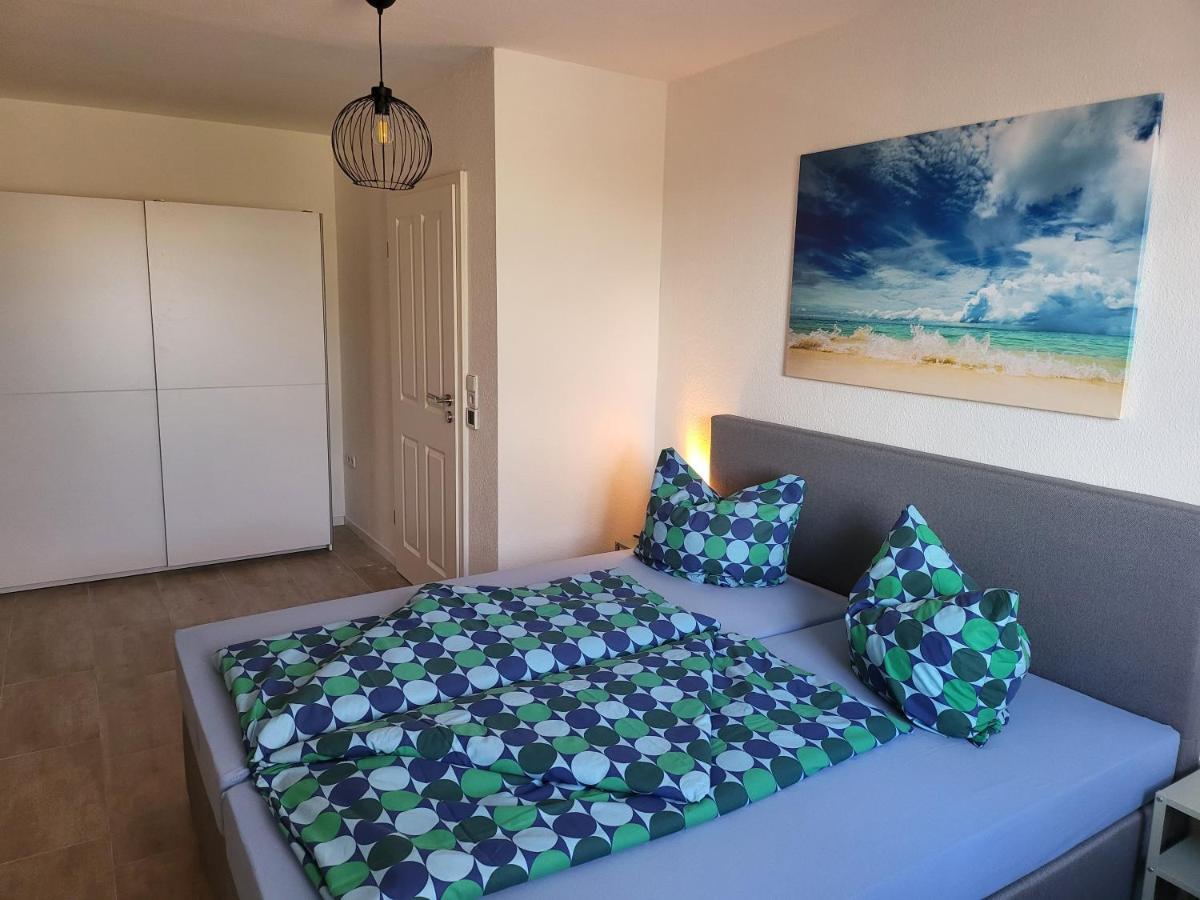 Modernes Behagliches Haus Mit Kamin, Terrasse Und Garten Magdeburg Luaran gambar